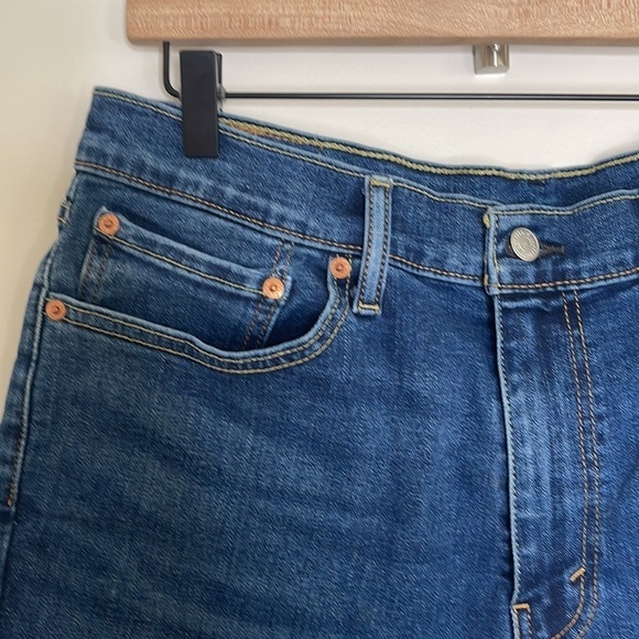 Levi Cut Off Jean Shorts - Picture 2 of 6